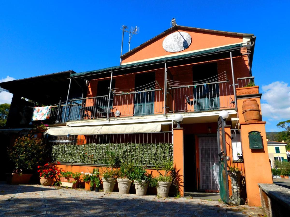 La Casa Rosa! Lägenhet Levanto Exteriör bild